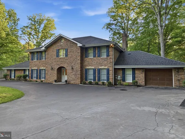 3901 Lakeside Ct, Dunkirk, MD 20754
