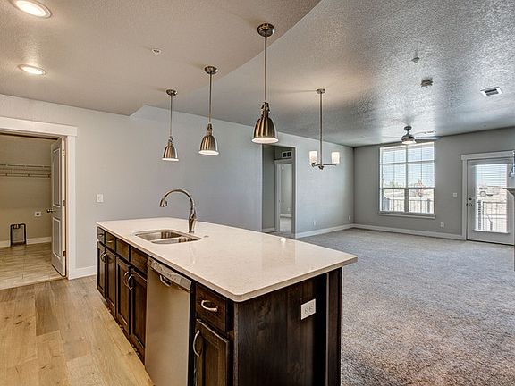 4th image of 6690 Crystal Downs Dr #104