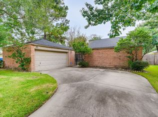 17710 Windy Point Dr, Spring, TX 77379