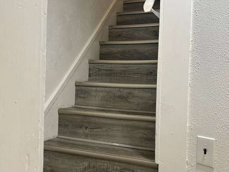 1005 Cincinnati St — Photo 12