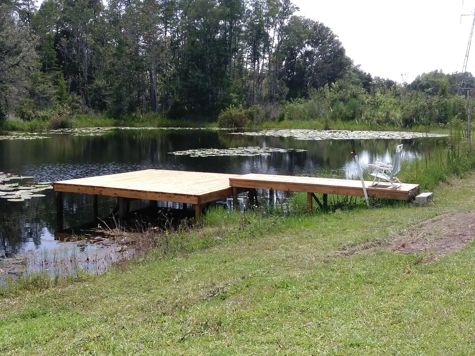 209 Duque Rd — Photo 2