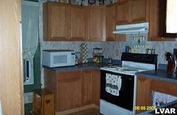 2nd image of 547 N 8th St