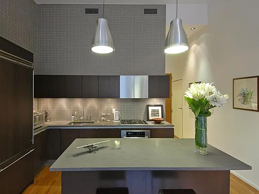 Sold by Sotheby's International Realty | media 13