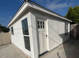 1854 Capistrano St, San Diego, CA 92106