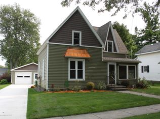 316 N Madison St, Perry, MI 48872