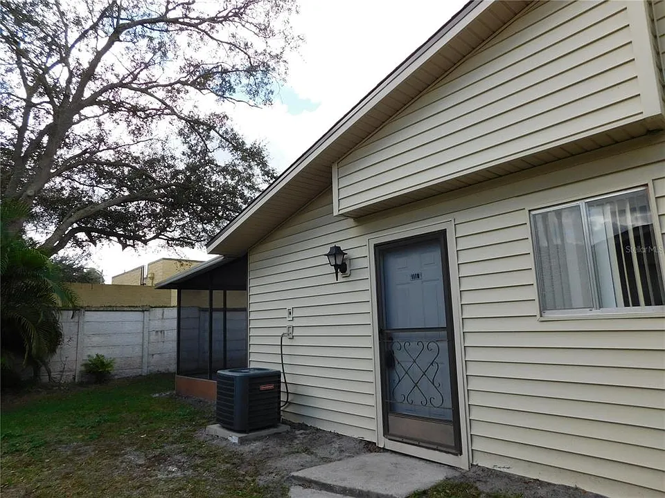 1118 Spring Meadow Dr