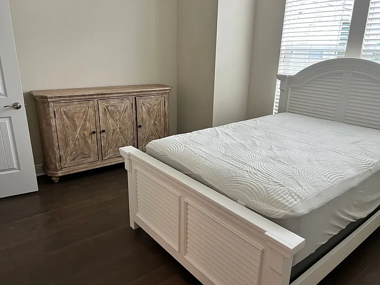 115 N Arrawana Ave #7 — Photo 17