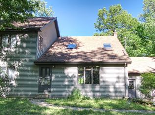 9725 Lansing Rd, Haslett, MI 48840