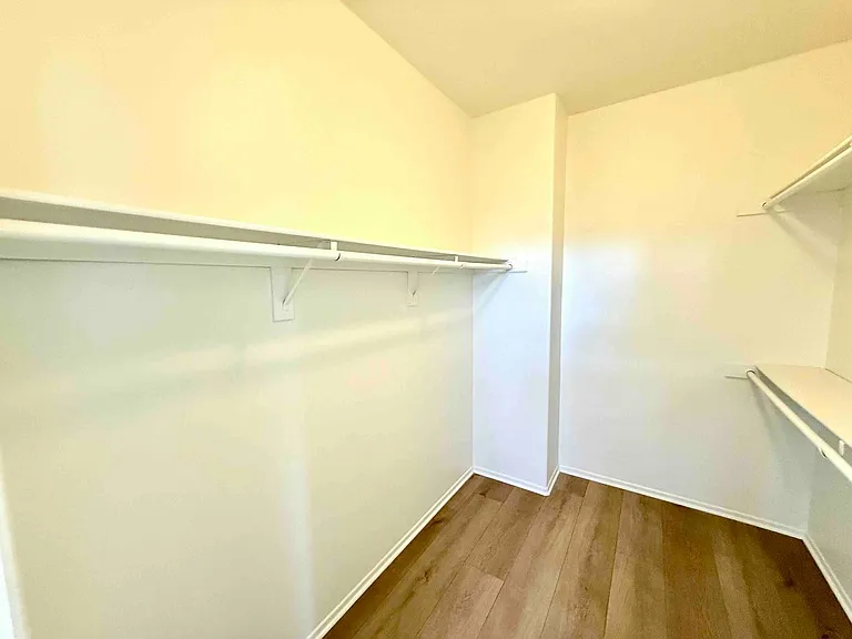 26009 Frampton Ave — Photo 28