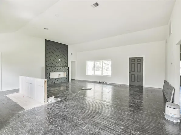 209 Leago St, Houston, TX 77022