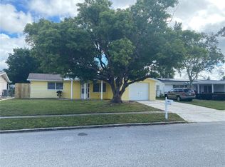 4900 Daphne St, New Port Richey, FL 34652