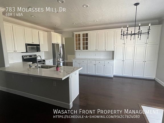 3rd image of 783 E Molasses Mill Dr