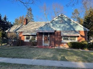 35 Glenwood St, Springfield, MA 01119