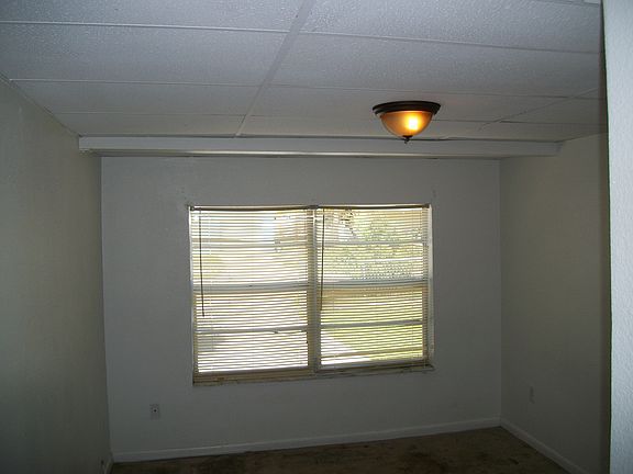 2nd image of 1304 Waikiki Way