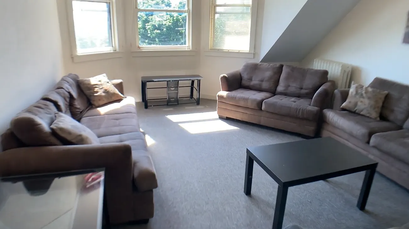 202 Williams Street - 3 — Photo 4