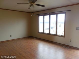 1839 Town Point Rd, Cambridge, MD 21613