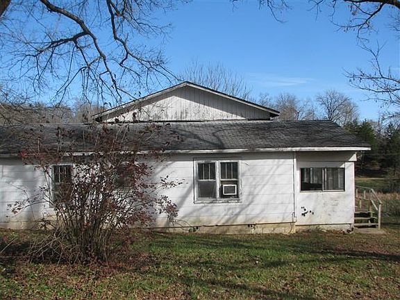 3rd image of 16107 Riverview Dr