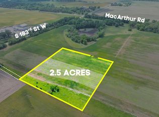 8 E Cedar Rust Ests, Goddard, KS 67052