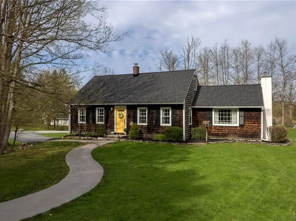 26 Jones Rd, Sauquoit, NY 13456