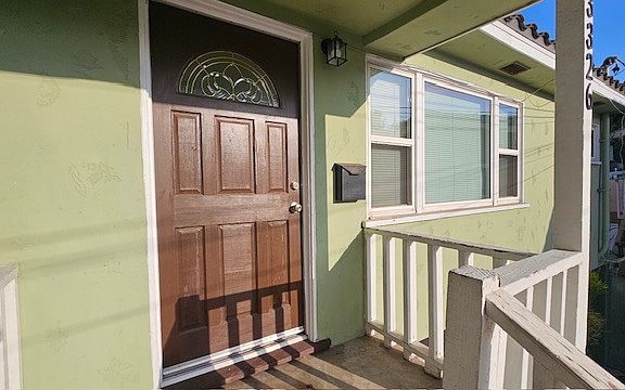 2nd image of 3326 Logan Ave APT 1