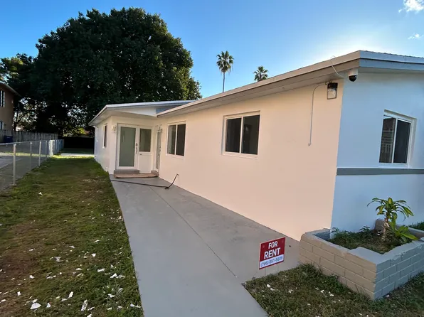 7152 SW 22nd St, Miami, FL 33155