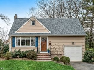 348 Marshall St, Ridgewood, NJ 07450