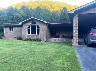 1093 Long Fork Rd, Virgie, KY 41572