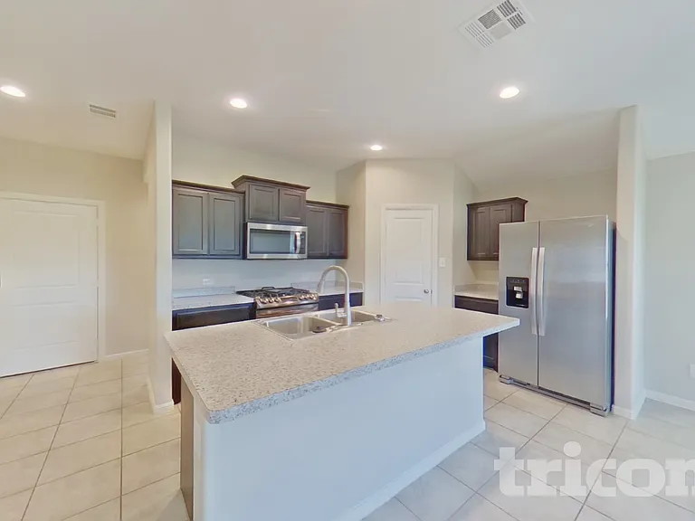 10502 Fort Cibolo Trl — Photo 4