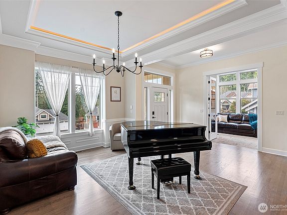 4th image of 6105 63rd Avenue Ct NW