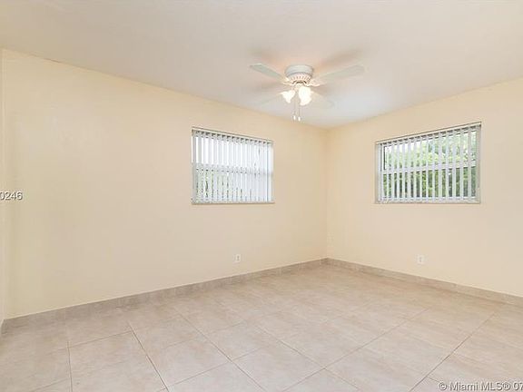 5th image of 4530 SW 54th St APT 204-D