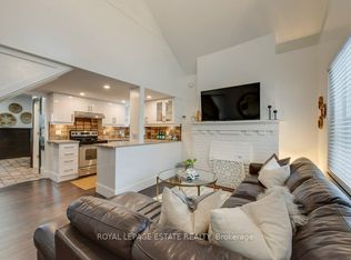 215 Pickering St, Toronto, ON M4E3J9