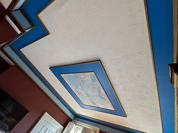 3rd image of 518 Avery St APT 2