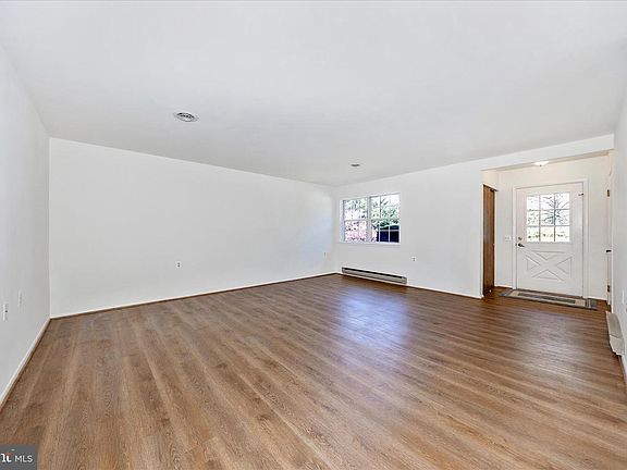 5th image of 5738 Box Elder Ct