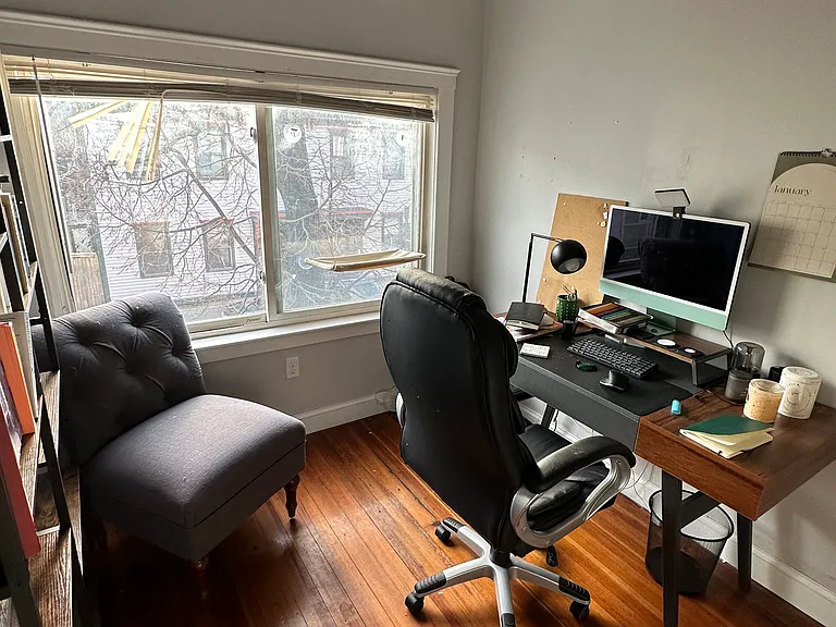 196 Marion St #2 — Photo 10