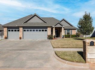 1631 NW Leona Cir, Lawton, OK 73505