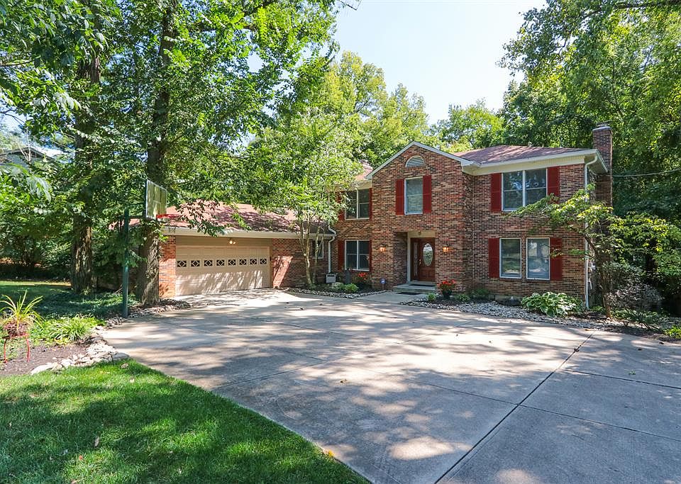 1st image of 668 N Meadowcrest Cir