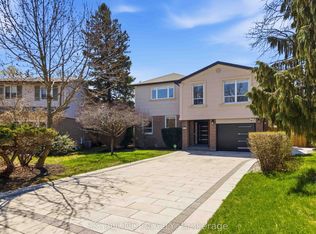 2711 Spruce Needle Ct, Mississauga, ON L5L1N2