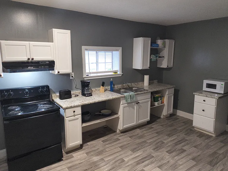 2483 Vandale Ave — Photo 14
