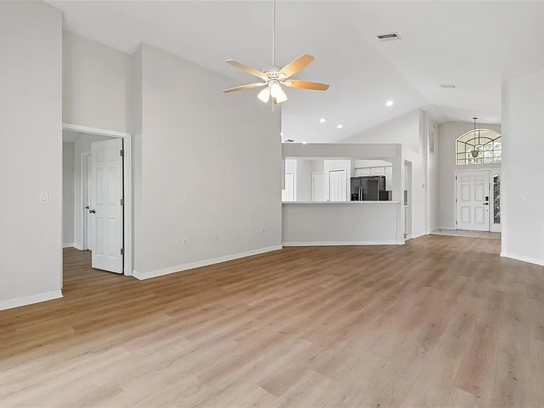 2222 Roanoke Springs Dr — Photo 4