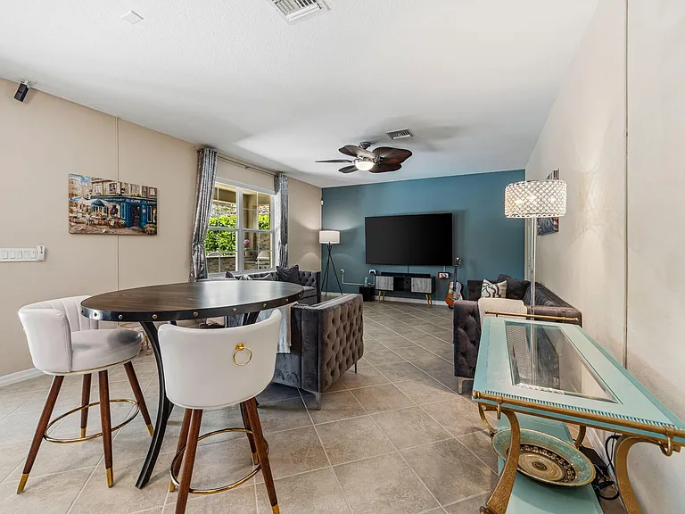 10652 Ivanhoe Ln — Photo 19
