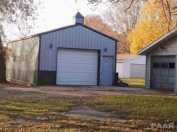 3rd image of 110 S Poplar St