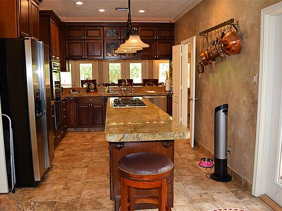4th image of 10311 Sagelink Cir