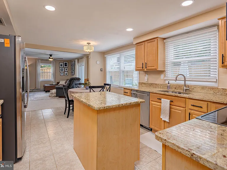 15005 Narrows Ln — Photo 11