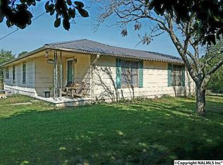 1591 Snow Point Rd, Guntersville, AL 35976