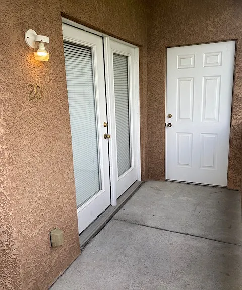 2 Hacienda Hts — Photo 2