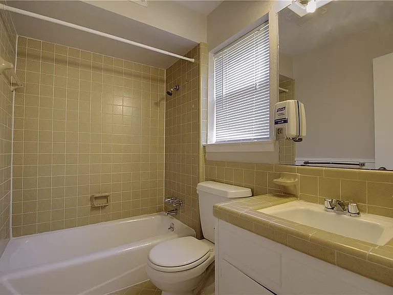 7708 Dentcrest Dr — Photo 11