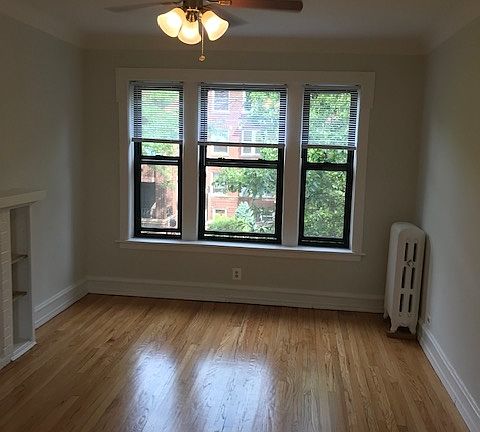 2nd image of 1525 W Carmen Ave #2
