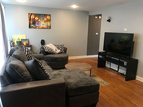 5th image of 205 Linn Ct APT C