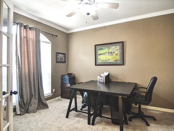 3rd image of 3228 San Patricio Dr