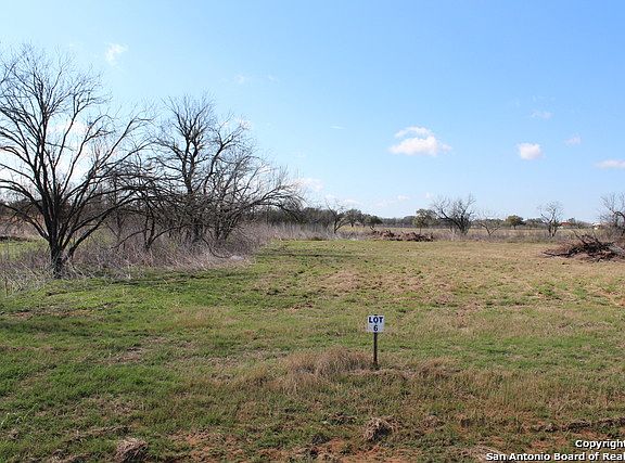2nd image of 116 Colibro Creek Dr